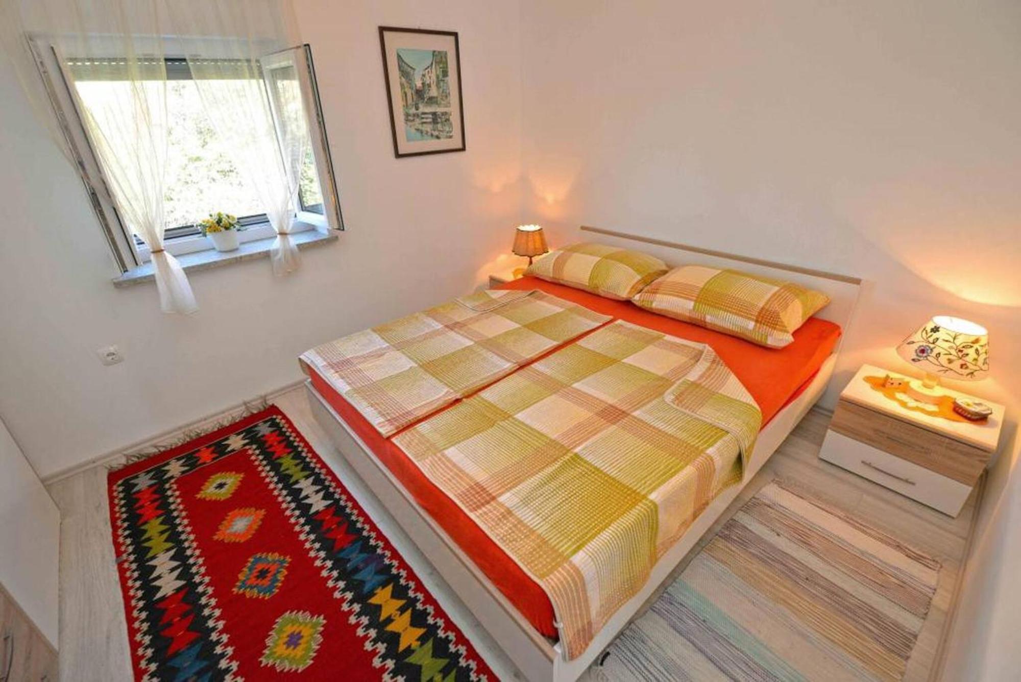 Apartment Pia Murter Bagian luar foto